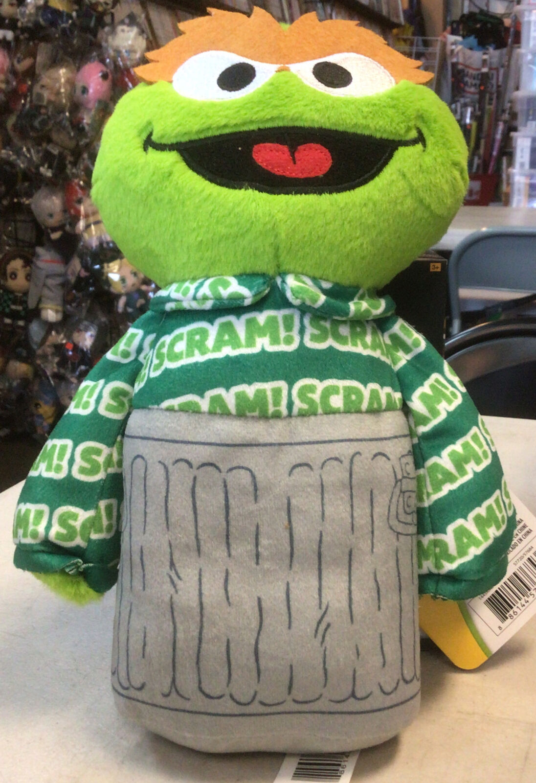 SDCC 2023 Exclusive: Oscar the Grouch plush